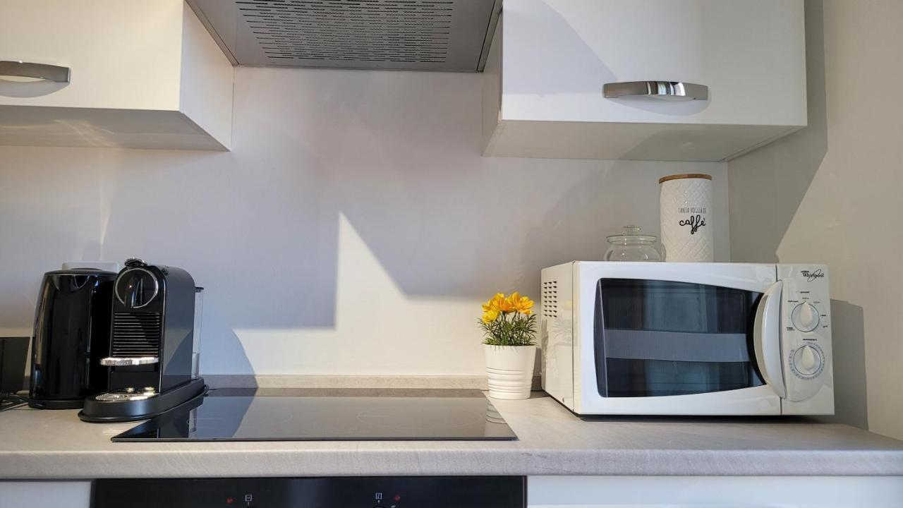 Milano City Apartments - Stylish House Free Wifi-Parking-Airport Exterior foto
